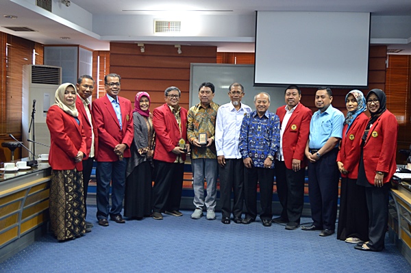 Read more about the article Sidang Pimpinan Senat Akademik
