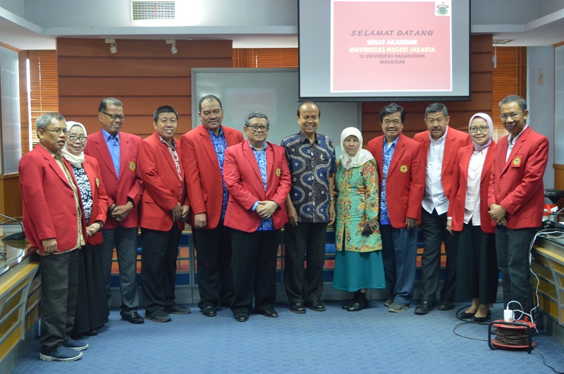 Read more about the article Sidang Pimpinan Senat Akademik