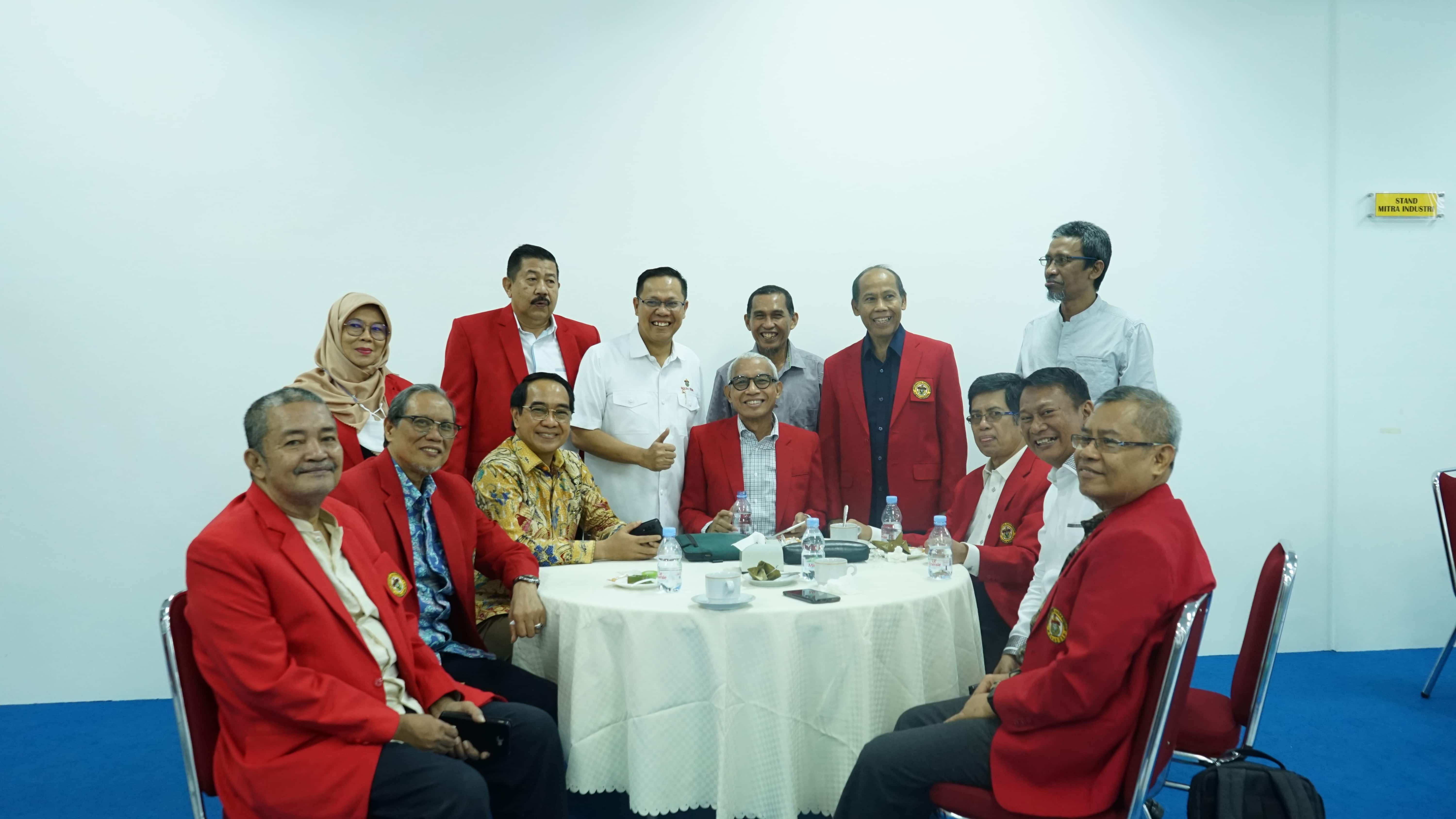 Read more about the article Sidang Pimpinan Senat Akademik