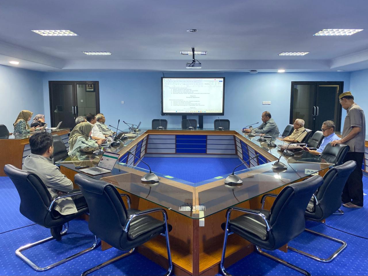 Read more about the article Focus Group Discussion (FGD) Senat Akademik