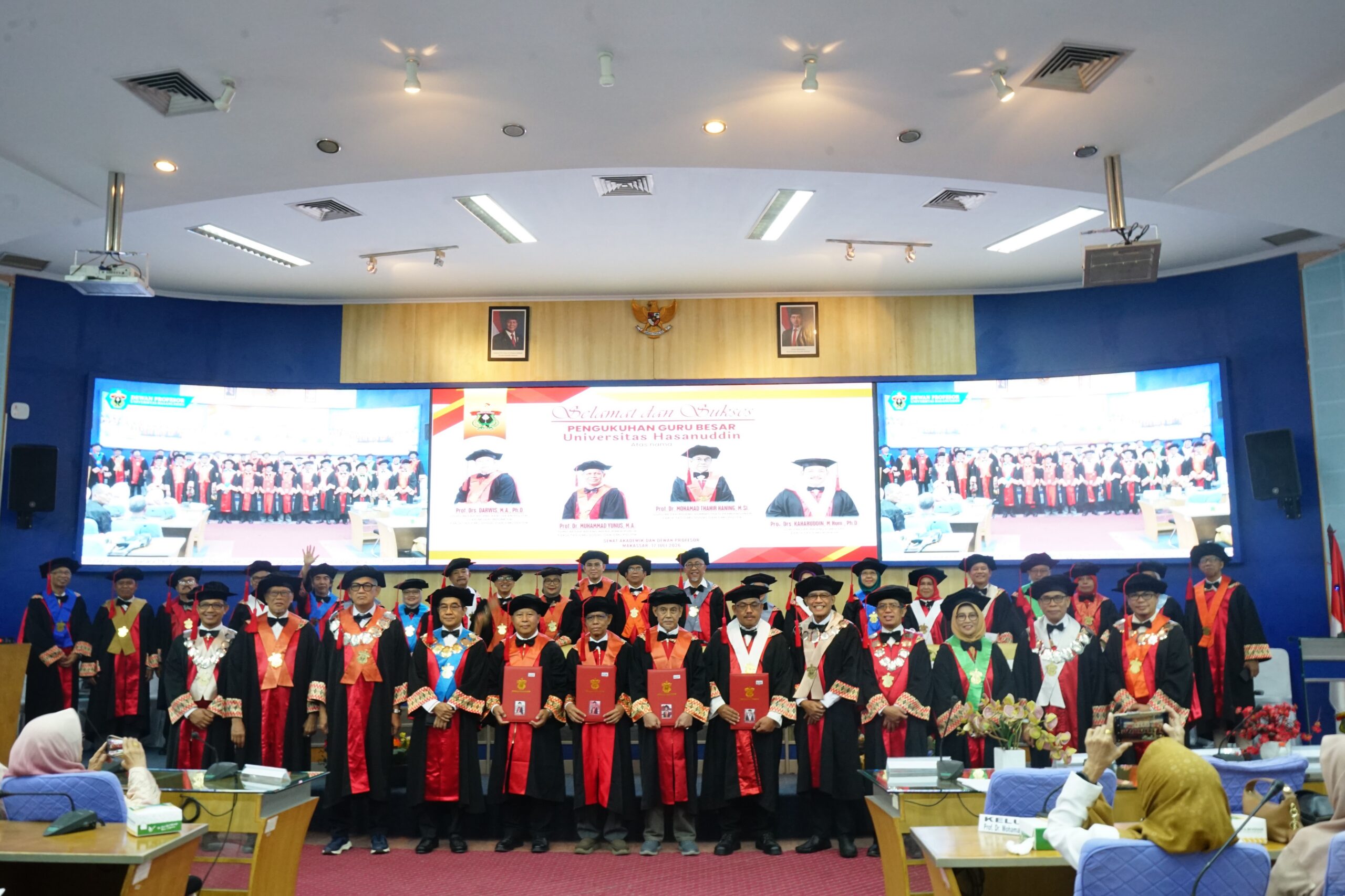 Read more about the article Rapat Paripurna Senat Akademik Universitas Hasanuddin Dalam Rangka Pidato Pengukuhan dan Penerimaan sebagai Anggota Dewan Profesor Universitas Hasanuddin