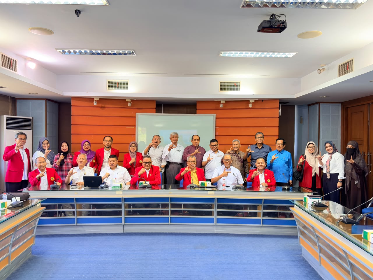Read more about the article Rapat Senat Akademik Komisi I Diperluas